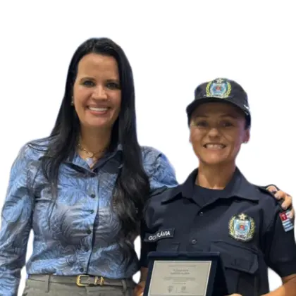 Letícia Aguiar homenageia policial da Guarda Civil Municipal